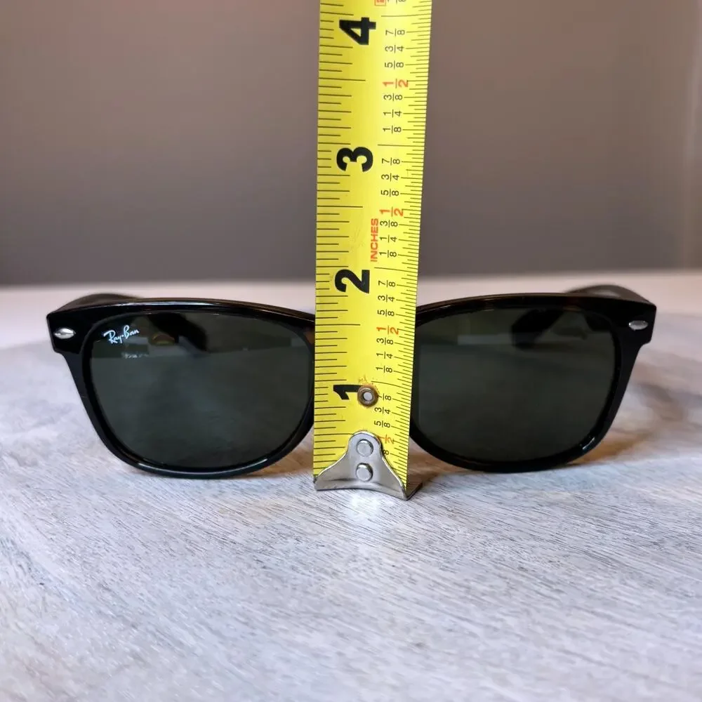 Ray-Ban RB2132 New Wayfarer Tortoise Sunglasses Green Lens 902/L 55mm 18 145